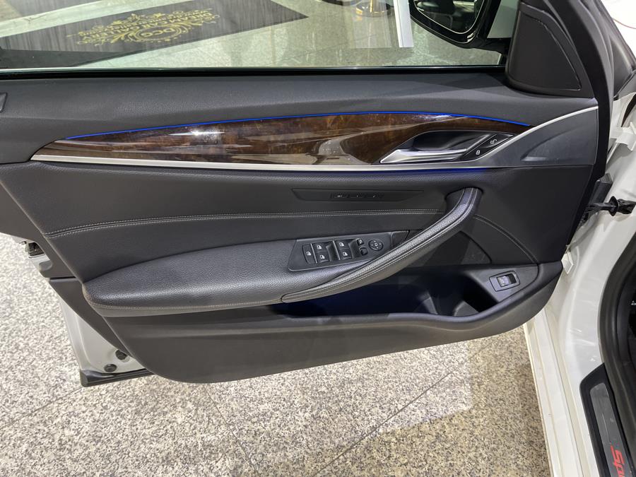 Used BMW 5 Series 530i xDrive Sedan 2018 | Dream Car Gallery. Woodbury, New York Used BMW 5 Series 530i xDrive Sedan 2018 | Dream Car Gallery. Woodbury, New York