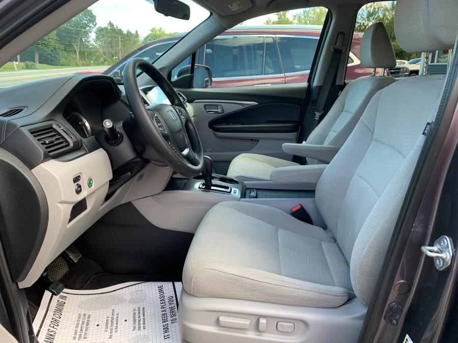Used Honda Pilot EX AWD 2017 | Pray's Auto Sales . Bangor , Maine Used Honda Pilot EX AWD 2017 | Pray's Auto Sales . Bangor , Maine