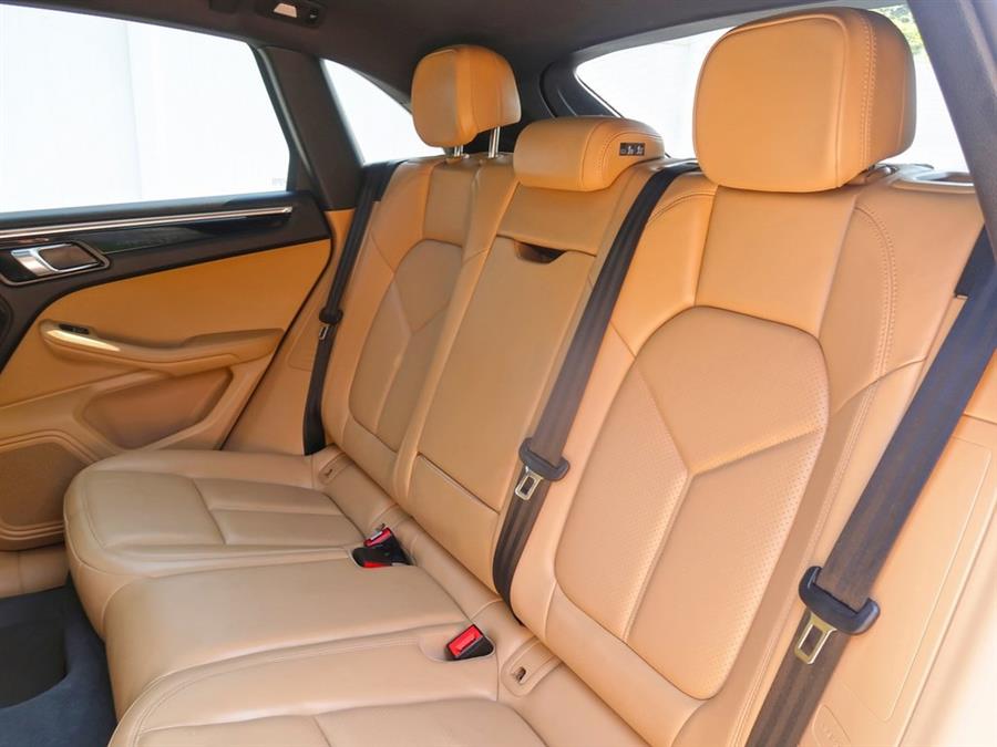 Used Porsche Macan Base 2018 | Auto Expo Ent Inc.. Great Neck, New York Used Porsche Macan Base 2018 | Auto Expo Ent Inc.. Great Neck, New York
