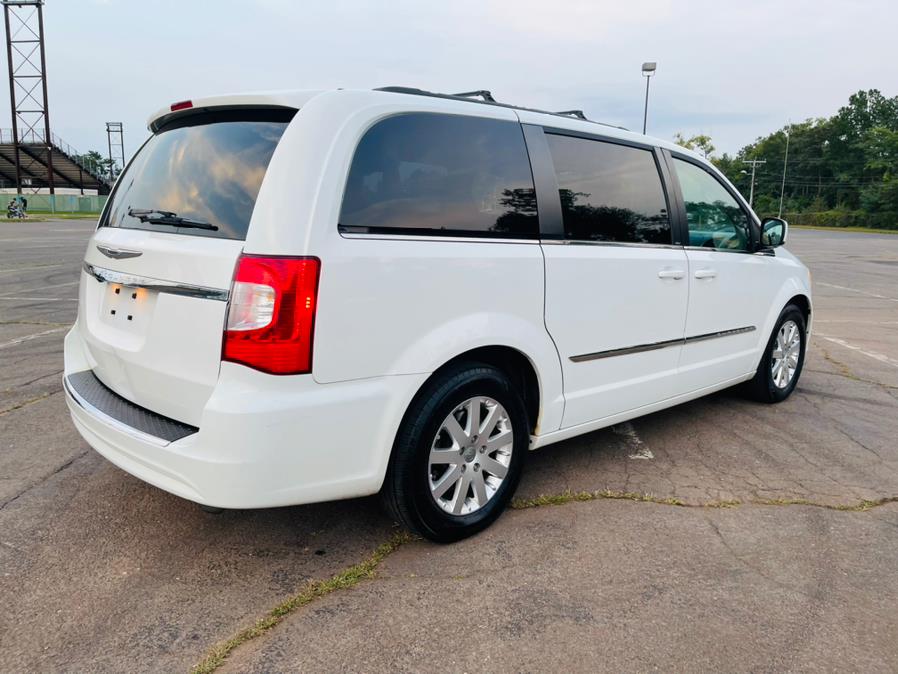 2014 Chrysler Town & Country 4dr Wgn Touring, available for sale in New Britain, Connecticut | Supreme Automotive. New Britain, Connecticut 2014 Chrysler Town & Country 4dr Wgn Touring, available for sale in New Britain, Connecticut | Supreme Automotive. New Britain, Connecticut
