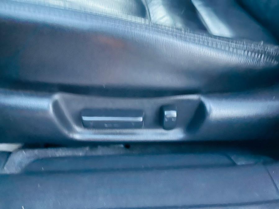 Used Honda Accord Sdn EX Auto V6 ULEV w/Leather/XM 2004 | Supreme Automotive. New Britain, Connecticut Used Honda Accord Sdn EX Auto V6 ULEV w/Leather/XM 2004 | Supreme Automotive. New Britain, Connecticut