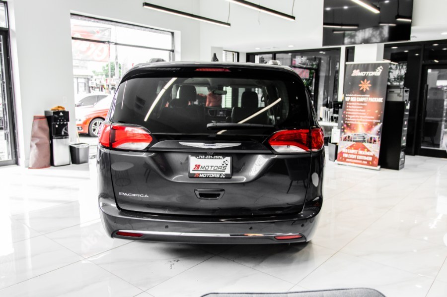 Used Chrysler Pacifica Touring L FWD 2020 | 26 Motors Long Island. ELMONT, New York Used Chrysler Pacifica Touring L FWD 2020 | 26 Motors Long Island. ELMONT, New York