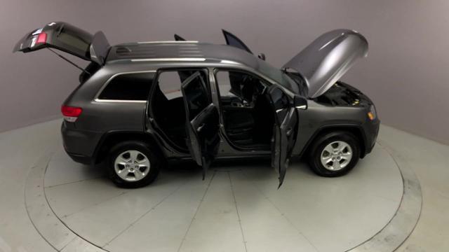 Used Jeep Grand Cherokee 4WD 4dr Laredo 2015 | J&M Automotive Sls&Svc LLC. Naugatuck, Connecticut Used Jeep Grand Cherokee 4WD 4dr Laredo 2015 | J&M Automotive Sls&Svc LLC. Naugatuck, Connecticut