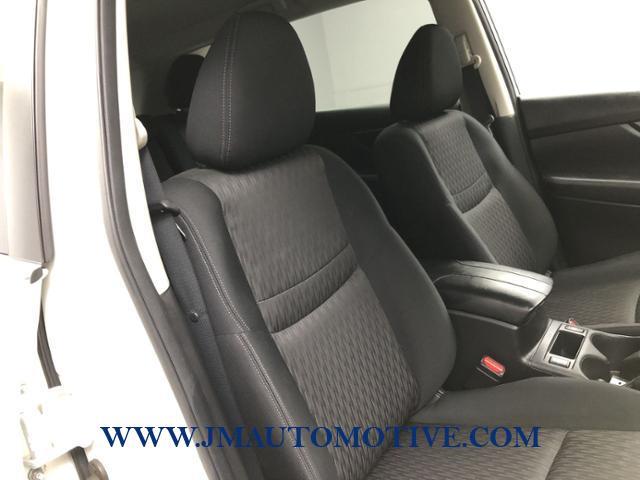 2018 Nissan Rogue AWD SV, available for sale in Naugatuck, Connecticut | J&M Automotive Sls&Svc LLC. Naugatuck, Connecticut 2018 Nissan Rogue AWD SV, available for sale in Naugatuck, Connecticut | J&M Automotive Sls&Svc LLC. Naugatuck, Connecticut