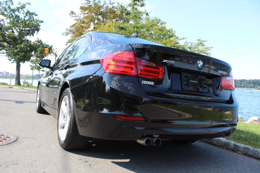 2014 BMW 3 Series 4dr Sdn 328i xDrive AWD SULEV, available for sale in Great Neck, NY