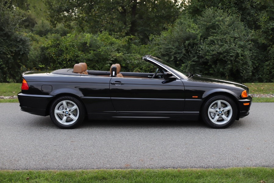 2002 BMW 3-Series 325Ci 2dr Convertible, available for sale in North Salem, New York | Meccanic Shop North Inc. North Salem, New York 2002 BMW 3-Series 325Ci 2dr Convertible, available for sale in North Salem, New York | Meccanic Shop North Inc. North Salem, New York