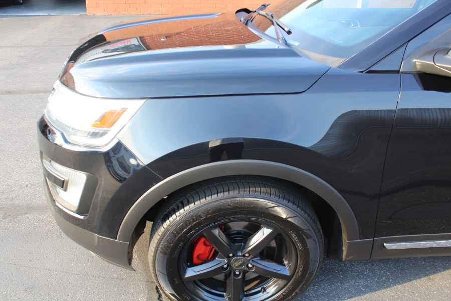 Used Ford Explorer XLT 4WD 2017 | Car Tec Enterprise Leasing & Sales LLC. Deer Park, New York Used Ford Explorer XLT 4WD 2017 | Car Tec Enterprise Leasing & Sales LLC. Deer Park, New York