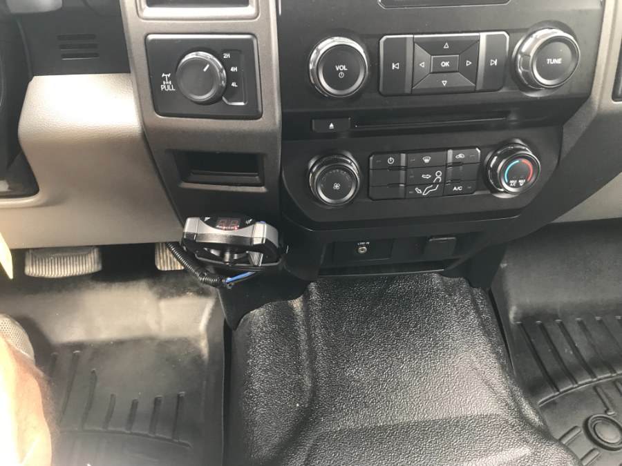 Used Ford Super Duty F-250 SRW XL 4WD Crew Cab 6.75'' Box 2017 | Second Street Auto Sales Inc. Manchester, New Hampshire Used Ford Super Duty F-250 SRW XL 4WD Crew Cab 6.75'' Box 2017 | Second Street Auto Sales Inc. Manchester, New Hampshire