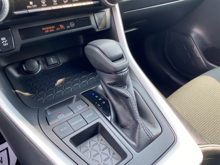 Used Toyota RAV4 LE FWD (Natl) 2021 | Inman Motors Sales. Medford, Massachusetts Used Toyota RAV4 LE FWD (Natl) 2021 | Inman Motors Sales. Medford, Massachusetts