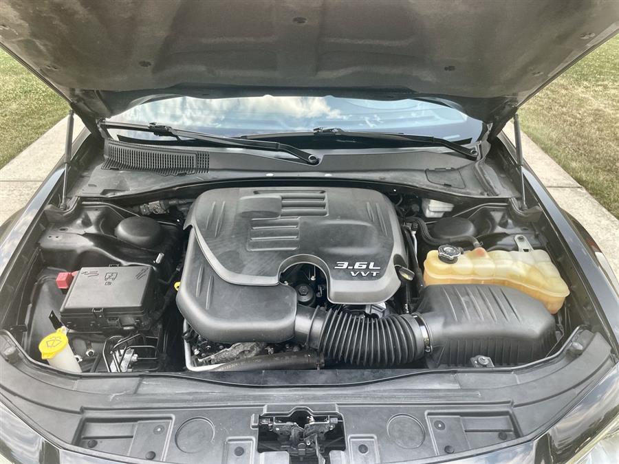 2013 Chrysler 300 4dr Sdn AWD, available for sale in Elida, Ohio | Josh's All Under Ten LLC. Elida, Ohio 2013 Chrysler 300 4dr Sdn AWD, available for sale in Elida, Ohio | Josh's All Under Ten LLC. Elida, Ohio