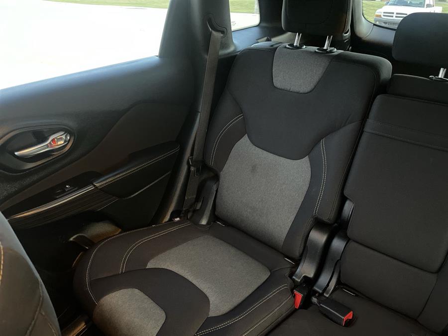 2014 Jeep Cherokee 4WD 4dr Latitude, available for sale in Elida, Ohio | Josh's All Under Ten LLC. Elida, Ohio 2014 Jeep Cherokee 4WD 4dr Latitude, available for sale in Elida, Ohio | Josh's All Under Ten LLC. Elida, Ohio