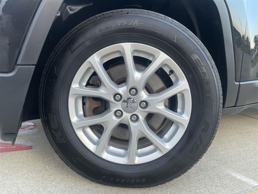 2014 Jeep Cherokee 4WD 4dr Latitude, available for sale in Elida, Ohio | Josh's All Under Ten LLC. Elida, Ohio 2014 Jeep Cherokee 4WD 4dr Latitude, available for sale in Elida, Ohio | Josh's All Under Ten LLC. Elida, Ohio