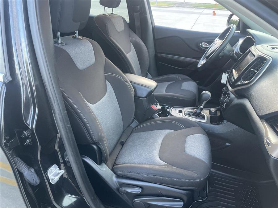 2014 Jeep Cherokee 4WD 4dr Latitude, available for sale in Elida, Ohio | Josh's All Under Ten LLC. Elida, Ohio 2014 Jeep Cherokee 4WD 4dr Latitude, available for sale in Elida, Ohio | Josh's All Under Ten LLC. Elida, Ohio