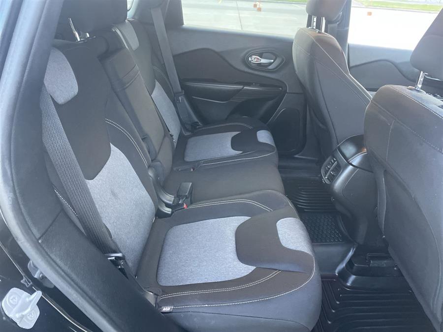 2014 Jeep Cherokee 4WD 4dr Latitude, available for sale in Elida, Ohio | Josh's All Under Ten LLC. Elida, Ohio 2014 Jeep Cherokee 4WD 4dr Latitude, available for sale in Elida, Ohio | Josh's All Under Ten LLC. Elida, Ohio