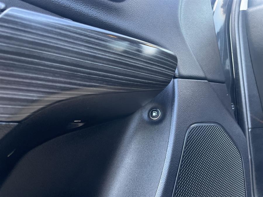 2014 Jeep Cherokee 4WD 4dr Latitude, available for sale in Elida, Ohio | Josh's All Under Ten LLC. Elida, Ohio 2014 Jeep Cherokee 4WD 4dr Latitude, available for sale in Elida, Ohio | Josh's All Under Ten LLC. Elida, Ohio