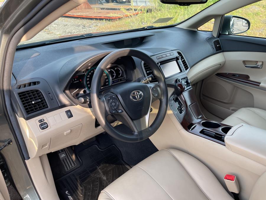 2013 Toyota Venza 4dr Wgn I4 AWD LE (Natl), available for sale in Ashland, Massachusetts | New Beginning Auto Service Inc. Ashland, Massachusetts 2013 Toyota Venza 4dr Wgn I4 AWD LE (Natl), available for sale in Ashland, Massachusetts | New Beginning Auto Service Inc. Ashland, Massachusetts