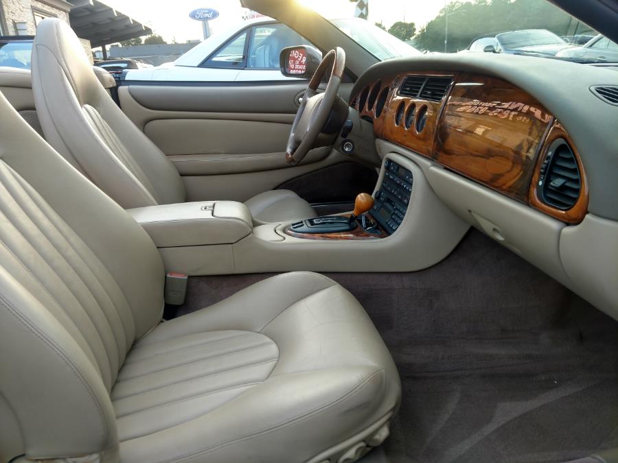 Used Jaguar XK8 2dr Convertible 2000 | Alpine Motors Inc. Wantagh, New York Used Jaguar XK8 2dr Convertible 2000 | Alpine Motors Inc. Wantagh, New York