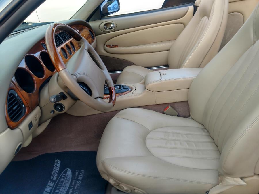 Used Jaguar XK8 2dr Convertible 2000 | Alpine Motors Inc. Wantagh, New York Used Jaguar XK8 2dr Convertible 2000 | Alpine Motors Inc. Wantagh, New York
