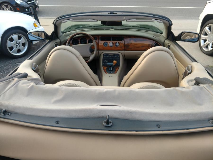 Used Jaguar XK8 2dr Convertible 2000 | Alpine Motors Inc. Wantagh, New York Used Jaguar XK8 2dr Convertible 2000 | Alpine Motors Inc. Wantagh, New York