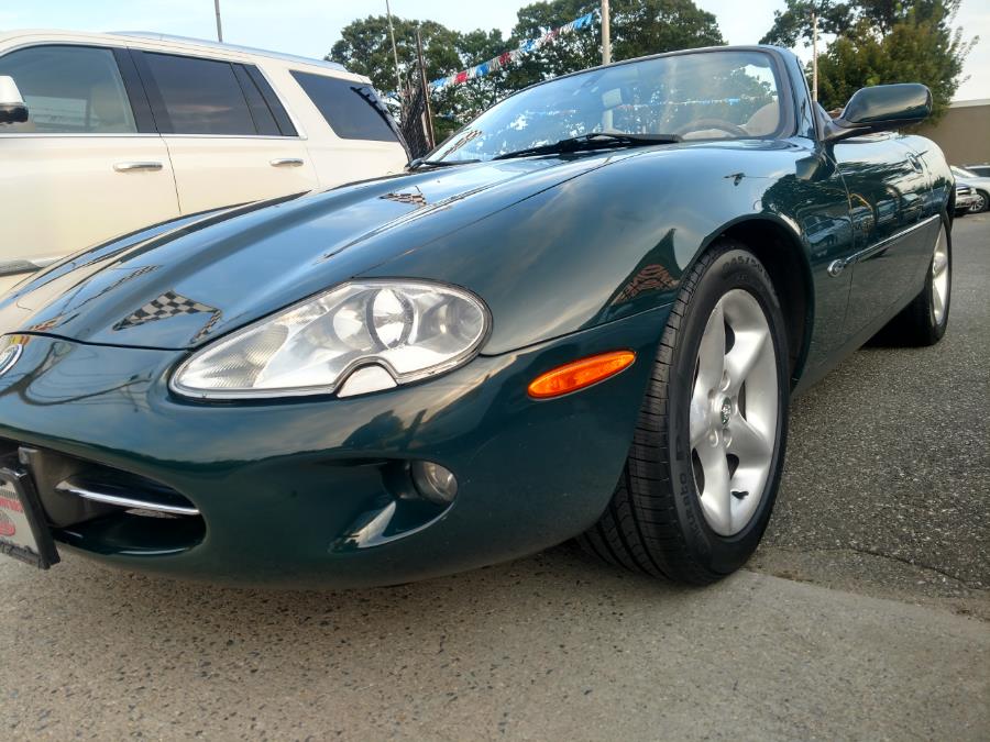 Used Jaguar XK8 2dr Convertible 2000 | Alpine Motors Inc. Wantagh, New York Used Jaguar XK8 2dr Convertible 2000 | Alpine Motors Inc. Wantagh, New York