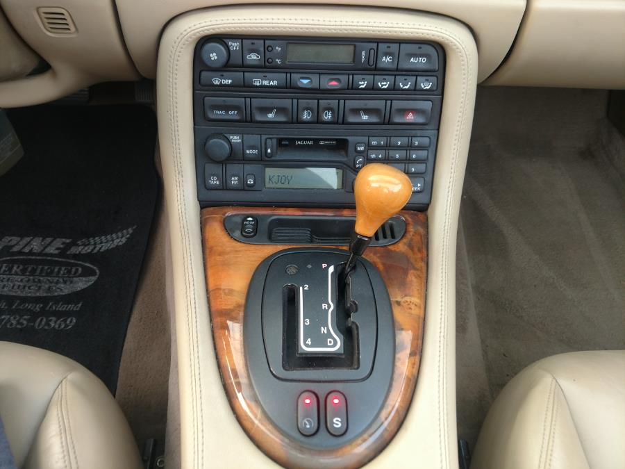 Used Jaguar XK8 2dr Convertible 2000 | Alpine Motors Inc. Wantagh, New York Used Jaguar XK8 2dr Convertible 2000 | Alpine Motors Inc. Wantagh, New York