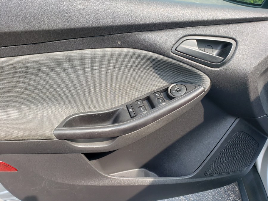 2012 Ford Focus 5dr HB SE, available for sale in Auburn, New Hampshire | ODA Auto Precision LLC. Auburn, New Hampshire 2012 Ford Focus 5dr HB SE, available for sale in Auburn, New Hampshire | ODA Auto Precision LLC. Auburn, New Hampshire
