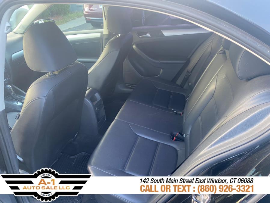 2013 Volkswagen Jetta Sedan 4dr Auto SE PZEV *Ltd Avail*, available for sale in East Windsor, Connecticut | A1 Auto Sale LLC. East Windsor, Connecticut 2013 Volkswagen Jetta Sedan 4dr Auto SE PZEV *Ltd Avail*, available for sale in East Windsor, Connecticut | A1 Auto Sale LLC. East Windsor, Connecticut