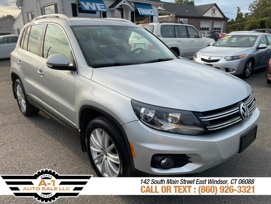 2014 Volkswagen Tiguan 4MOTION 4dr Auto SE, available for sale in East Windsor, Connecticut | A1 Auto Sale LLC. East Windsor, Connecticut