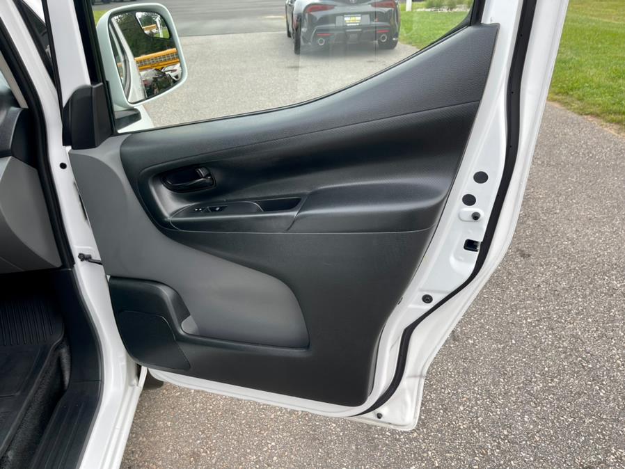 Used Nissan NV200 Compact Cargo I4 S 2017 | Mike And Tony Auto Sales, Inc. South Windsor, Connecticut Used Nissan NV200 Compact Cargo I4 S 2017 | Mike And Tony Auto Sales, Inc. South Windsor, Connecticut