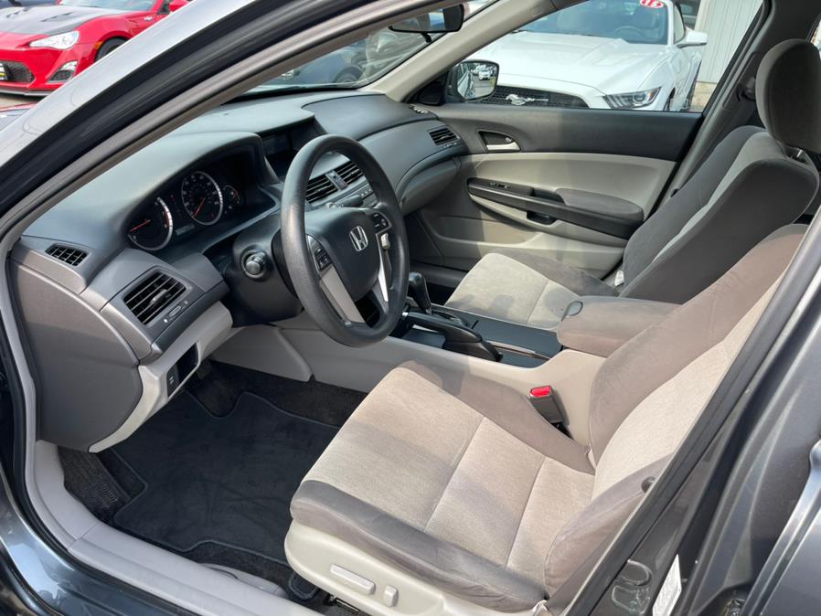 2009 Honda Accord Sdn 4dr I4 Auto LX-P, available for sale in South Windsor, Connecticut | Mike And Tony Auto Sales, Inc. South Windsor, Connecticut 2009 Honda Accord Sdn 4dr I4 Auto LX-P, available for sale in South Windsor, Connecticut | Mike And Tony Auto Sales, Inc. South Windsor, Connecticut