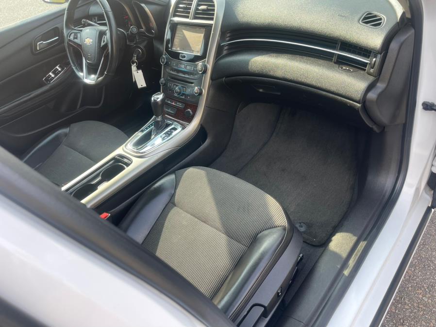 Used Chevrolet Malibu 4dr Sdn LT w/3LT 2013 | Mike And Tony Auto Sales, Inc. South Windsor, Connecticut Used Chevrolet Malibu 4dr Sdn LT w/3LT 2013 | Mike And Tony Auto Sales, Inc. South Windsor, Connecticut