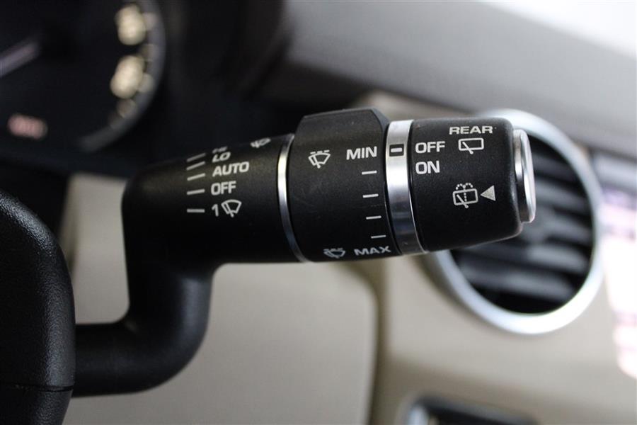 2016 Land Rover Lr4 HSE, available for sale in Paterson, New Jersey | Fast Track Motors. Paterson, New Jersey 2016 Land Rover Lr4 HSE, available for sale in Paterson, New Jersey | Fast Track Motors. Paterson, New Jersey