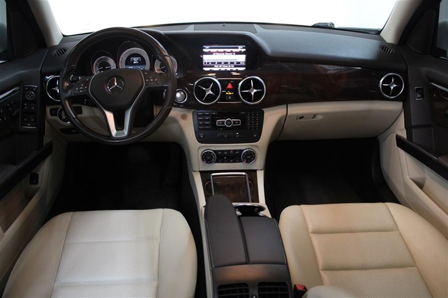 2014 Mercedes-benz Glk 350, available for sale in Paterson, New Jersey | Fast Track Motors. Paterson, New Jersey 2014 Mercedes-benz Glk 350, available for sale in Paterson, New Jersey | Fast Track Motors. Paterson, New Jersey