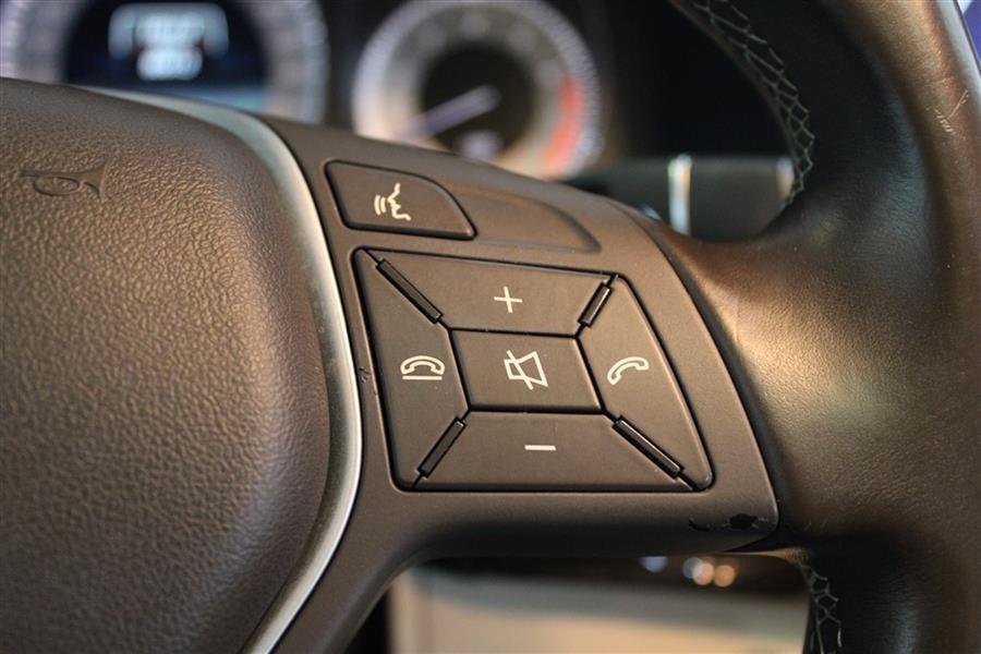 2014 Mercedes-benz Glk 350, available for sale in Paterson, New Jersey | Fast Track Motors. Paterson, New Jersey 2014 Mercedes-benz Glk 350, available for sale in Paterson, New Jersey | Fast Track Motors. Paterson, New Jersey