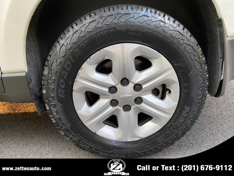 Used Chevrolet Traverse AWD 4dr LS 2010 | Zettes Auto Mall. Jersey City, New Jersey Used Chevrolet Traverse AWD 4dr LS 2010 | Zettes Auto Mall. Jersey City, New Jersey