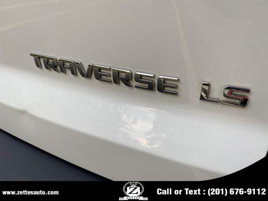 Used Chevrolet Traverse AWD 4dr LS 2010 | Zettes Auto Mall. Jersey City, New Jersey Used Chevrolet Traverse AWD 4dr LS 2010 | Zettes Auto Mall. Jersey City, New Jersey