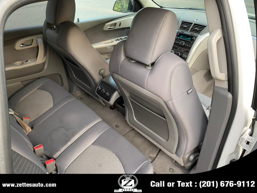 Used Chevrolet Traverse AWD 4dr LS 2010 | Zettes Auto Mall. Jersey City, New Jersey Used Chevrolet Traverse AWD 4dr LS 2010 | Zettes Auto Mall. Jersey City, New Jersey