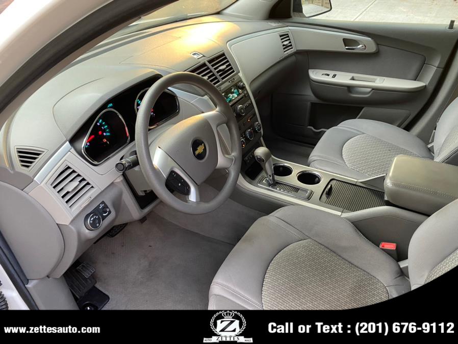 Used Chevrolet Traverse AWD 4dr LS 2010 | Zettes Auto Mall. Jersey City, New Jersey Used Chevrolet Traverse AWD 4dr LS 2010 | Zettes Auto Mall. Jersey City, New Jersey