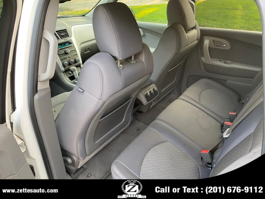 Used Chevrolet Traverse AWD 4dr LS 2010 | Zettes Auto Mall. Jersey City, New Jersey Used Chevrolet Traverse AWD 4dr LS 2010 | Zettes Auto Mall. Jersey City, New Jersey