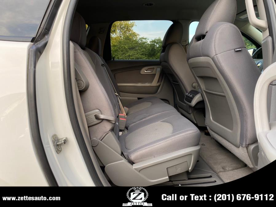 Used Chevrolet Traverse AWD 4dr LS 2010 | Zettes Auto Mall. Jersey City, New Jersey Used Chevrolet Traverse AWD 4dr LS 2010 | Zettes Auto Mall. Jersey City, New Jersey