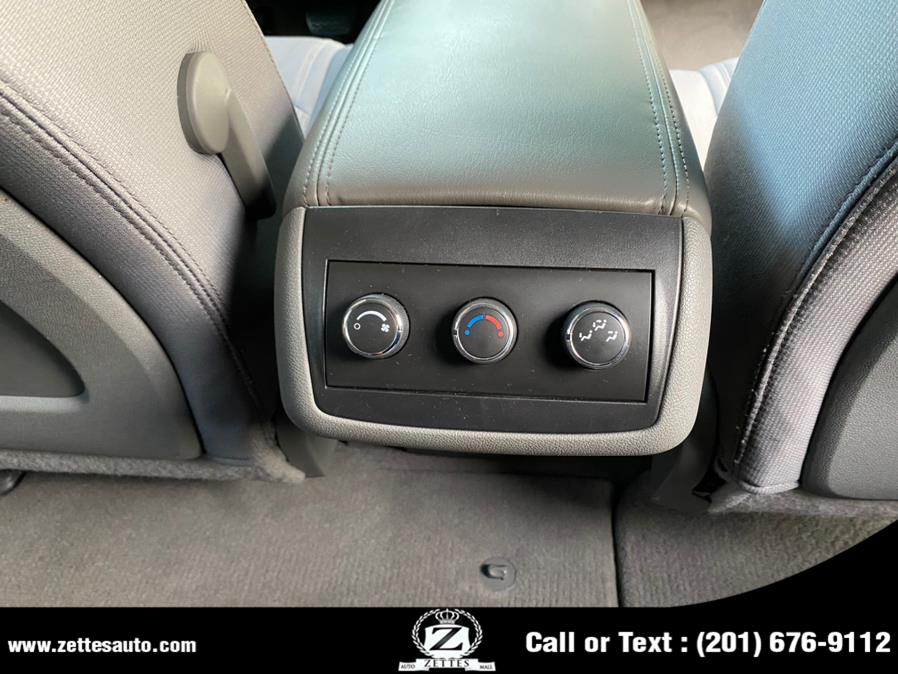 Used Chevrolet Traverse AWD 4dr LS 2010 | Zettes Auto Mall. Jersey City, New Jersey Used Chevrolet Traverse AWD 4dr LS 2010 | Zettes Auto Mall. Jersey City, New Jersey