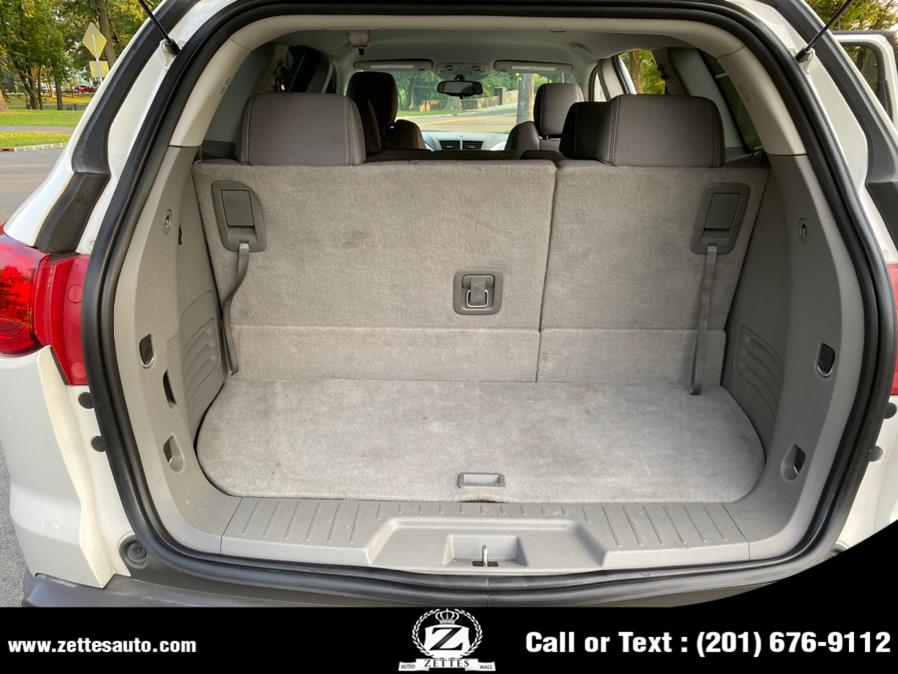 Used Chevrolet Traverse AWD 4dr LS 2010 | Zettes Auto Mall. Jersey City, New Jersey Used Chevrolet Traverse AWD 4dr LS 2010 | Zettes Auto Mall. Jersey City, New Jersey