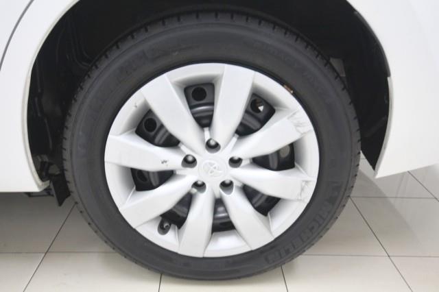 Used Toyota Corolla LE w/ rearCam 2017 | Car Revolution. Maple Shade, New Jersey Used Toyota Corolla LE w/ rearCam 2017 | Car Revolution. Maple Shade, New Jersey
