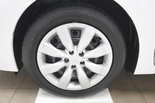 Used Toyota Corolla LE w/ rearCam 2017 | Car Revolution. Maple Shade, New Jersey Used Toyota Corolla LE w/ rearCam 2017 | Car Revolution. Maple Shade, New Jersey