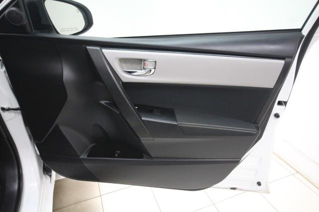 Used Toyota Corolla LE w/ rearCam 2017 | Car Revolution. Maple Shade, New Jersey Used Toyota Corolla LE w/ rearCam 2017 | Car Revolution. Maple Shade, New Jersey