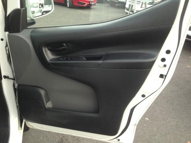 Used Nissan Nv200 Compact Cargo SV w/ Cargo Ramp, Navi & rearCam 2017 | Car Revolution. Maple Shade, New Jersey Used Nissan Nv200 Compact Cargo SV w/ Cargo Ramp, Navi & rearCam 2017 | Car Revolution. Maple Shade, New Jersey