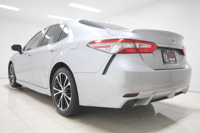Used Toyota Camry SE w/ rearCam 2019 | Car Revolution. Maple Shade, New Jersey Used Toyota Camry SE w/ rearCam 2019 | Car Revolution. Maple Shade, New Jersey