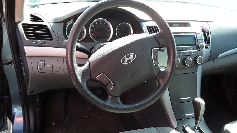 Used Hyundai Sonata 4dr Sdn I4 Man GLS 2010 | Rubber Bros Auto World. Brooklyn, New York Used Hyundai Sonata 4dr Sdn I4 Man GLS 2010 | Rubber Bros Auto World. Brooklyn, New York