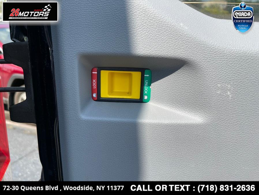 Used Ford Transit Passenger Wagon T-350 148" Med Roof XLT Sliding RH Dr 2018 | 26 Motors Queens. Woodside, New York Used Ford Transit Passenger Wagon T-350 148" Med Roof XLT Sliding RH Dr 2018 | 26 Motors Queens. Woodside, New York
