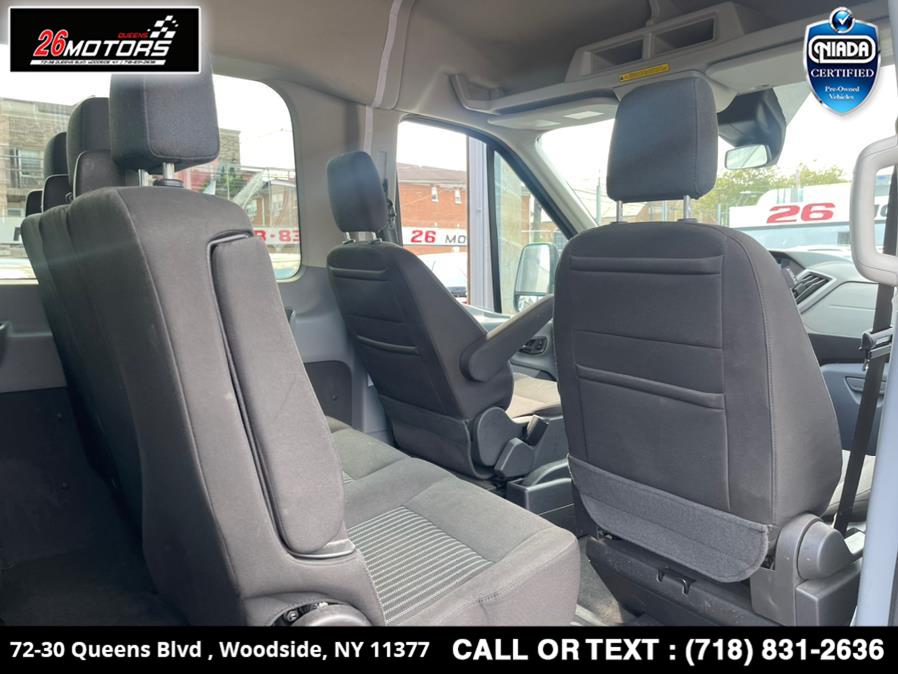 Used Ford Transit Passenger Wagon T-350 148" Med Roof XLT Sliding RH Dr 2018 | 26 Motors Queens. Woodside, New York Used Ford Transit Passenger Wagon T-350 148" Med Roof XLT Sliding RH Dr 2018 | 26 Motors Queens. Woodside, New York